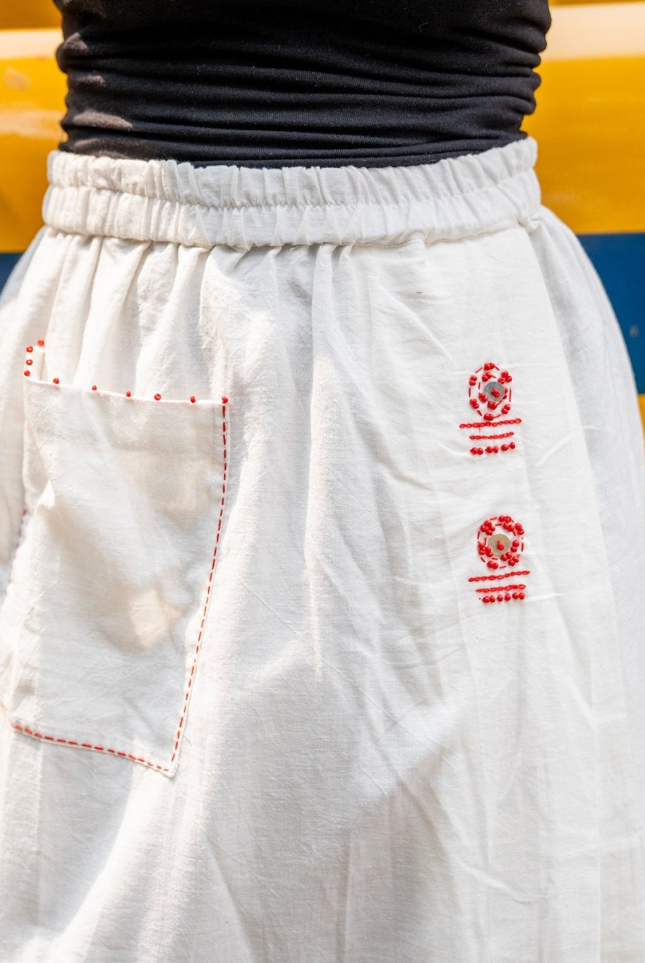 Shvet Lungi White Skirt - CiceroniSkirtsPrathaa
