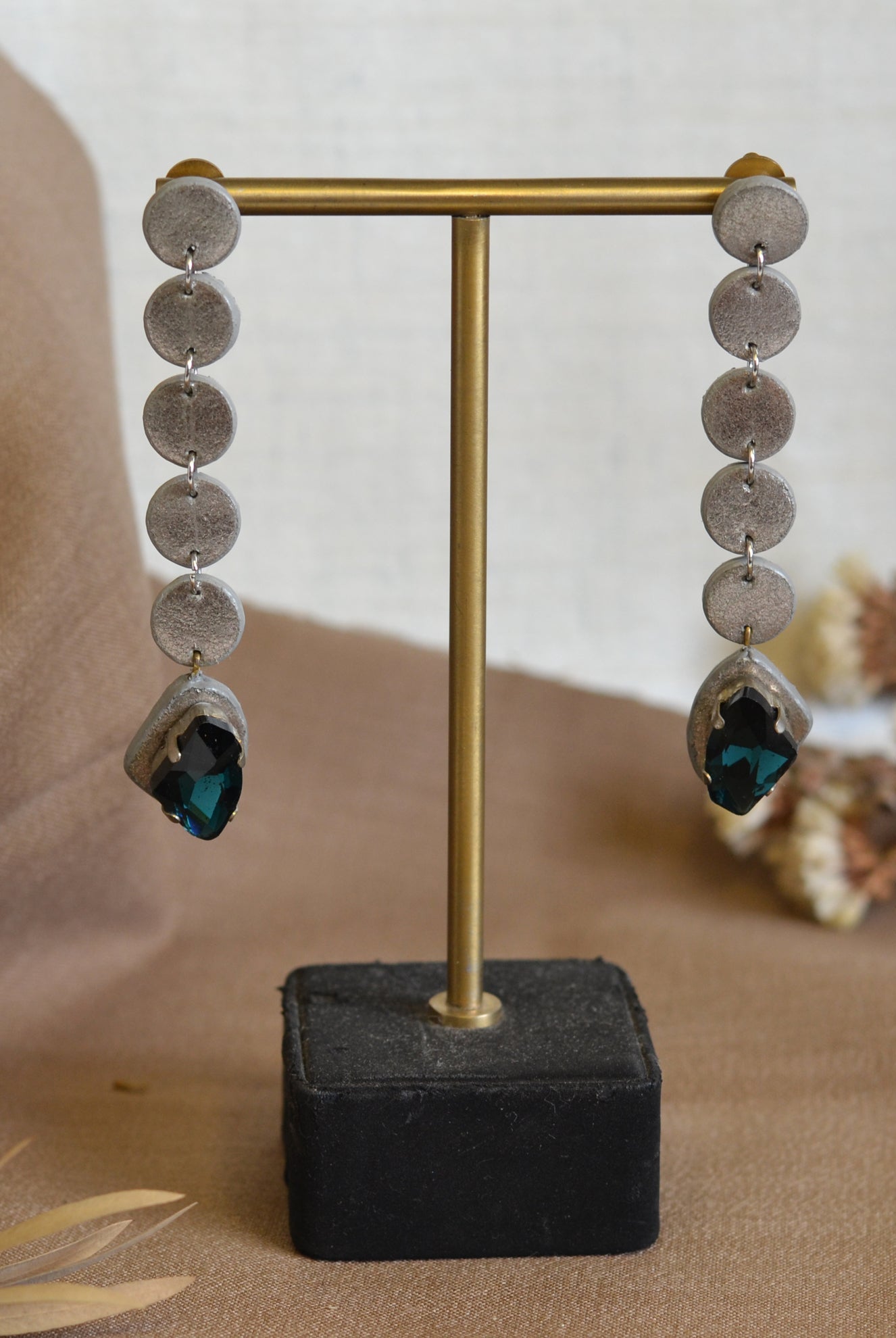 Silver Chord Danglers With Stone - CiceroniNoupelle