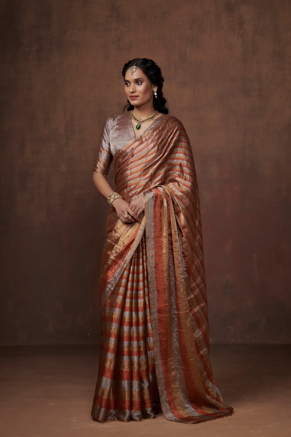 Uppada Tissue Saree with gold and silver mix tissue ...