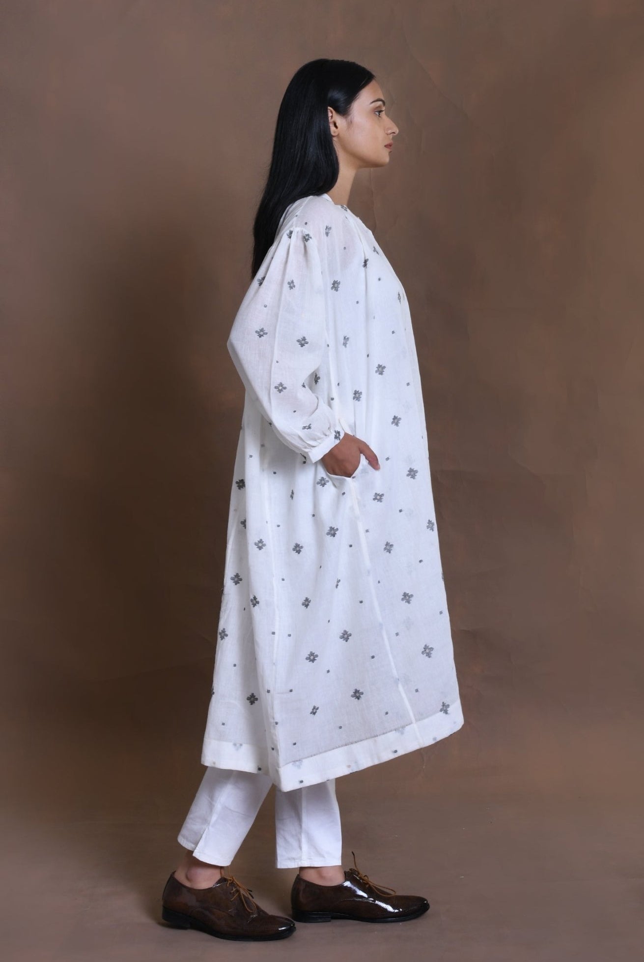 Simone Jamdani Gather Shirt- White - CiceroniShirt, DressHiranya
