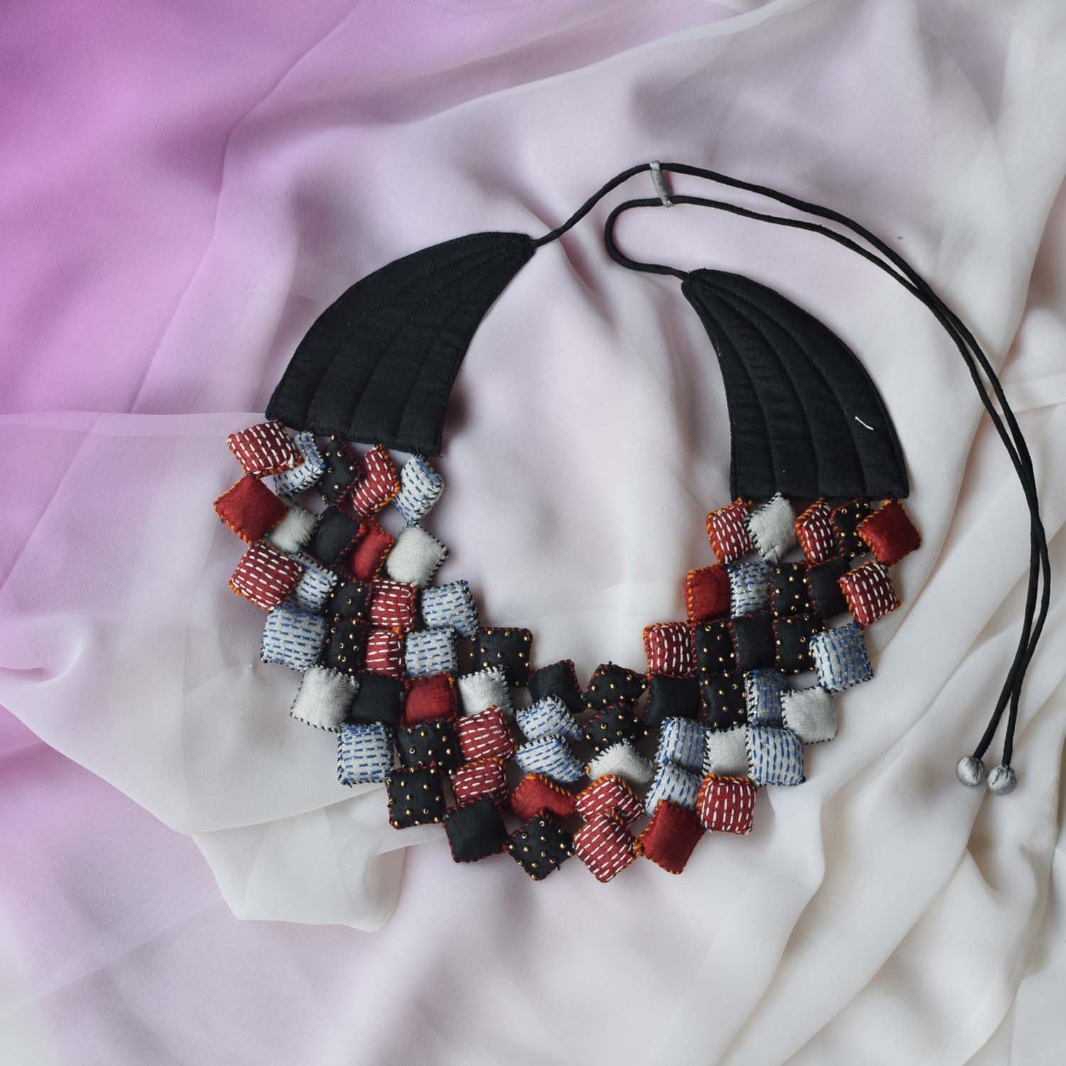Tejaswini Neckpiece - CiceroniNeckpiecePaulami