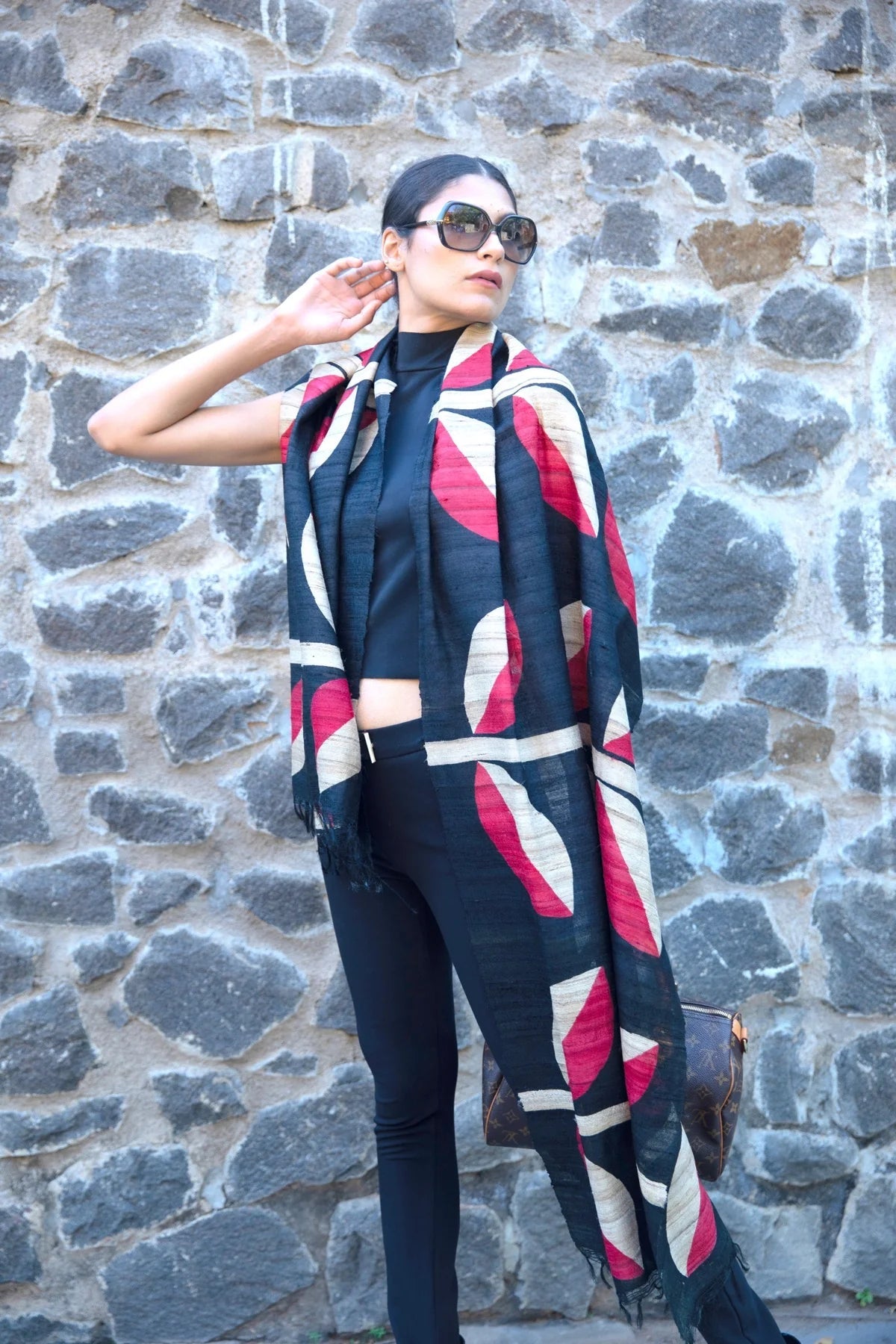 The 'Bada Alu' Tussar Silk Scarf - CiceroniScrafAeshaane