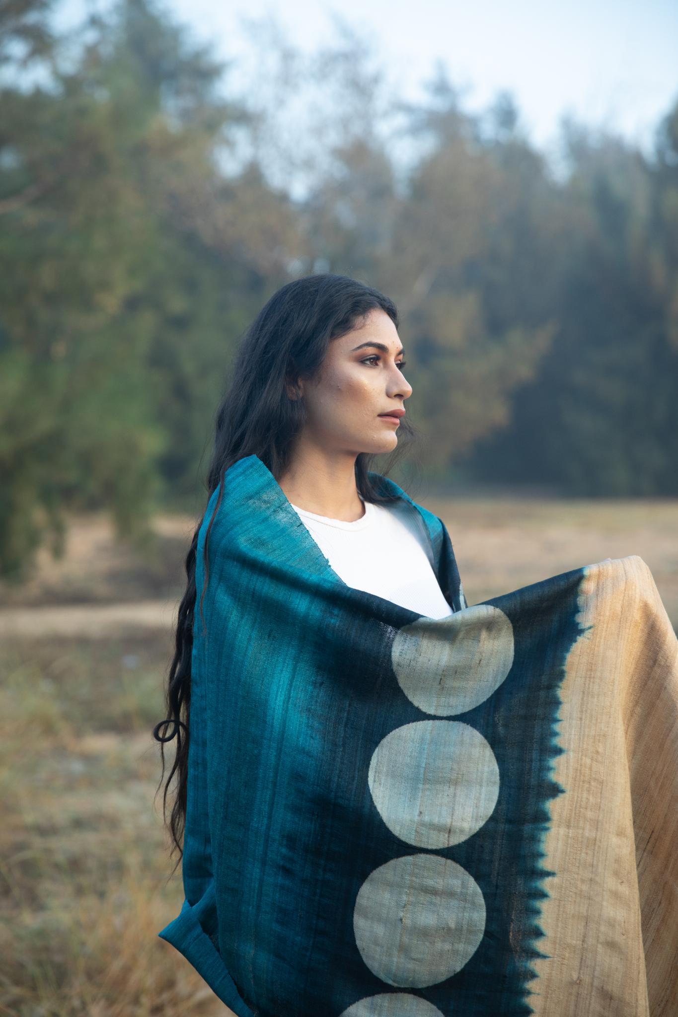 The 'Bada Gola' Tussar Silk Scarf - CiceroniScrafAeshaane