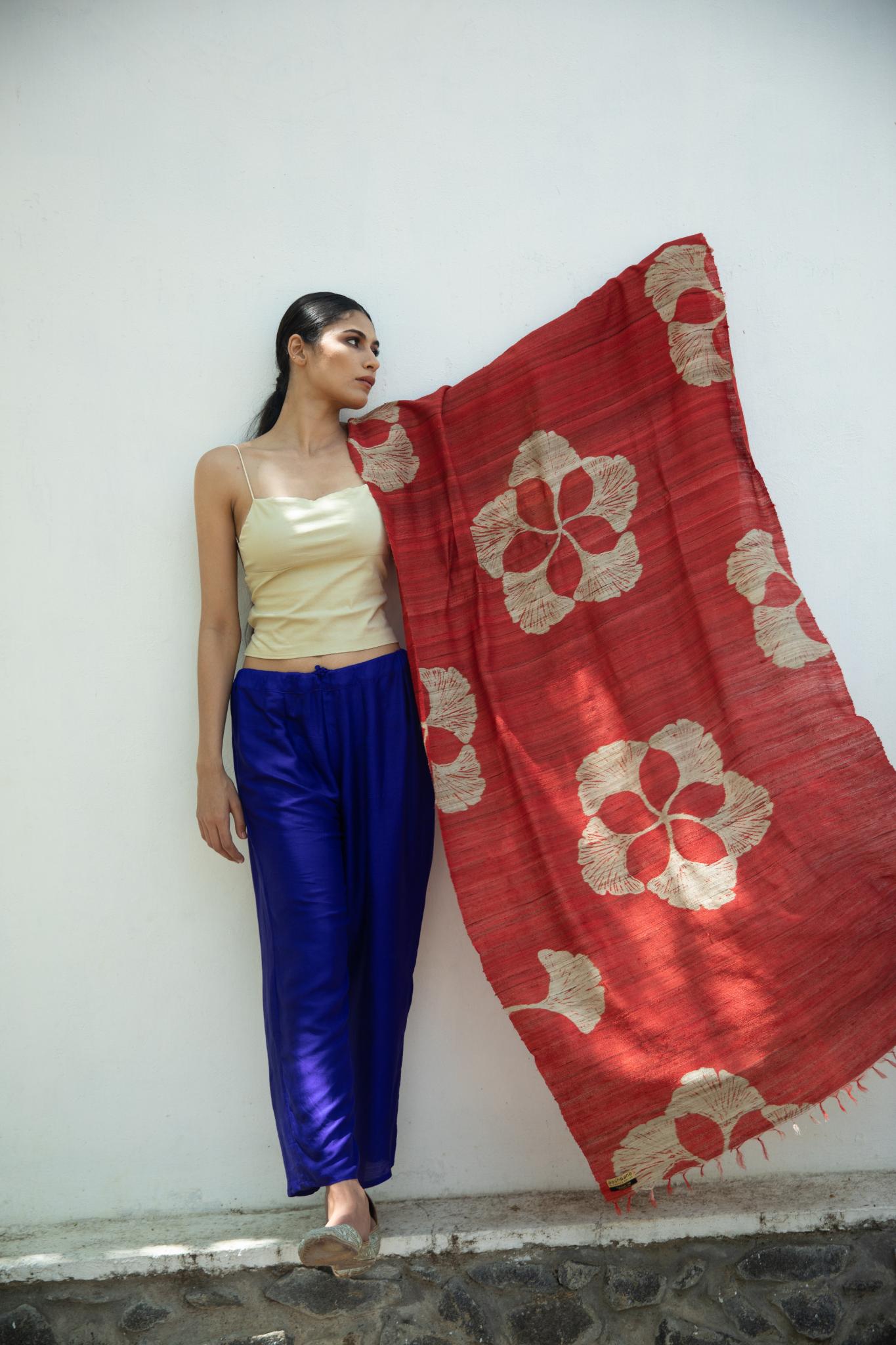 The 'Icho' Tussar Silk Blanket Scarf - CiceroniScrafAeshaane
