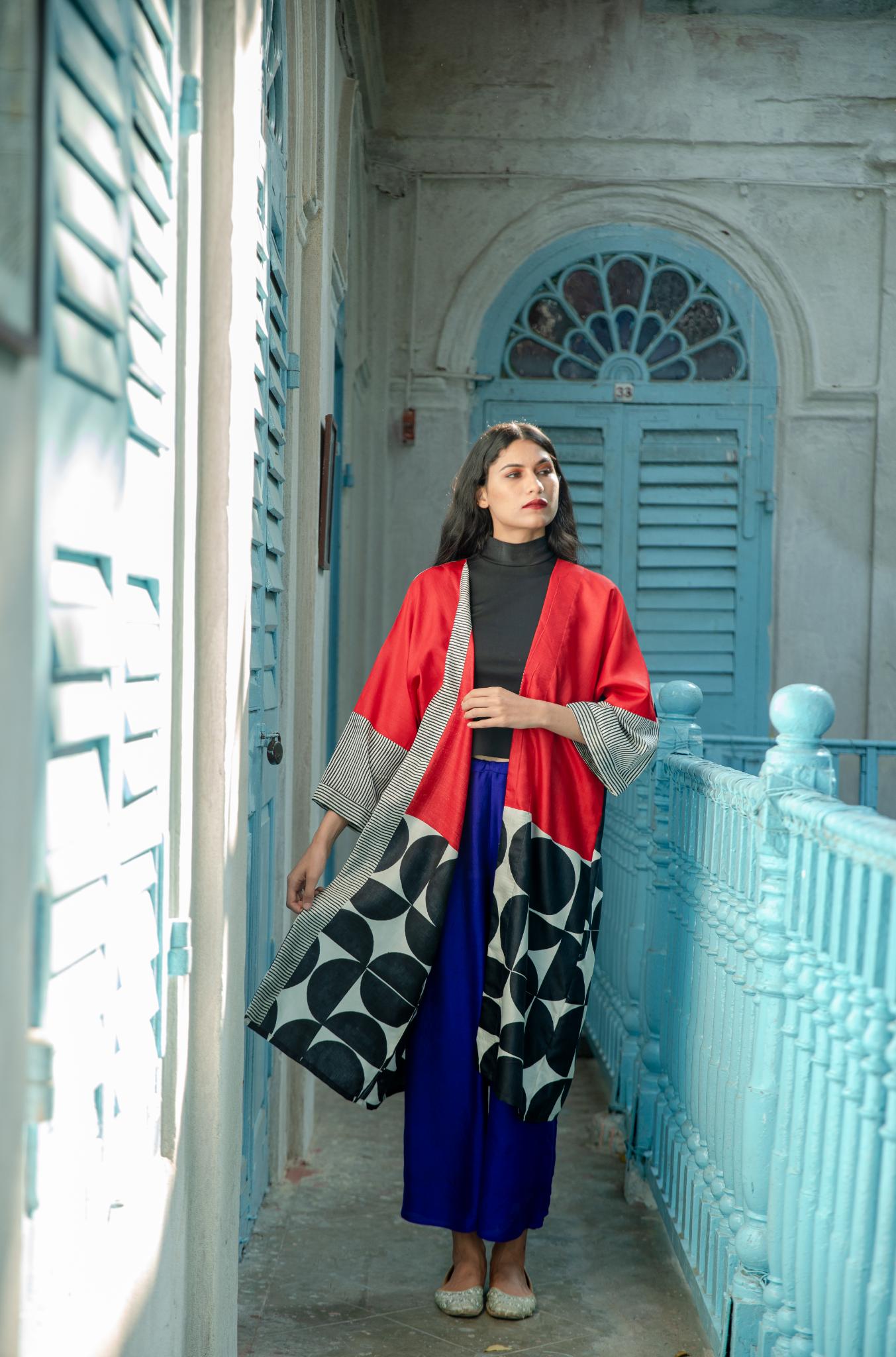 The 'Moon' Robe - CiceroniRobeAeshaane