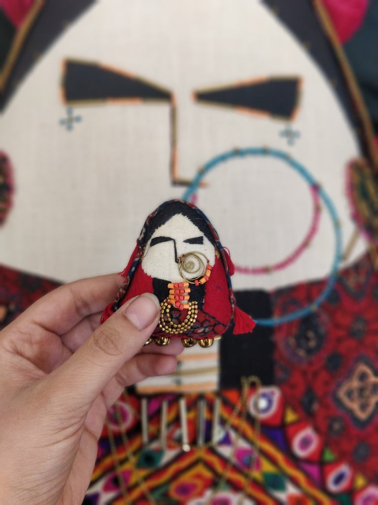 Woman of Kutch Brooch Pin - CiceroniD I T I
