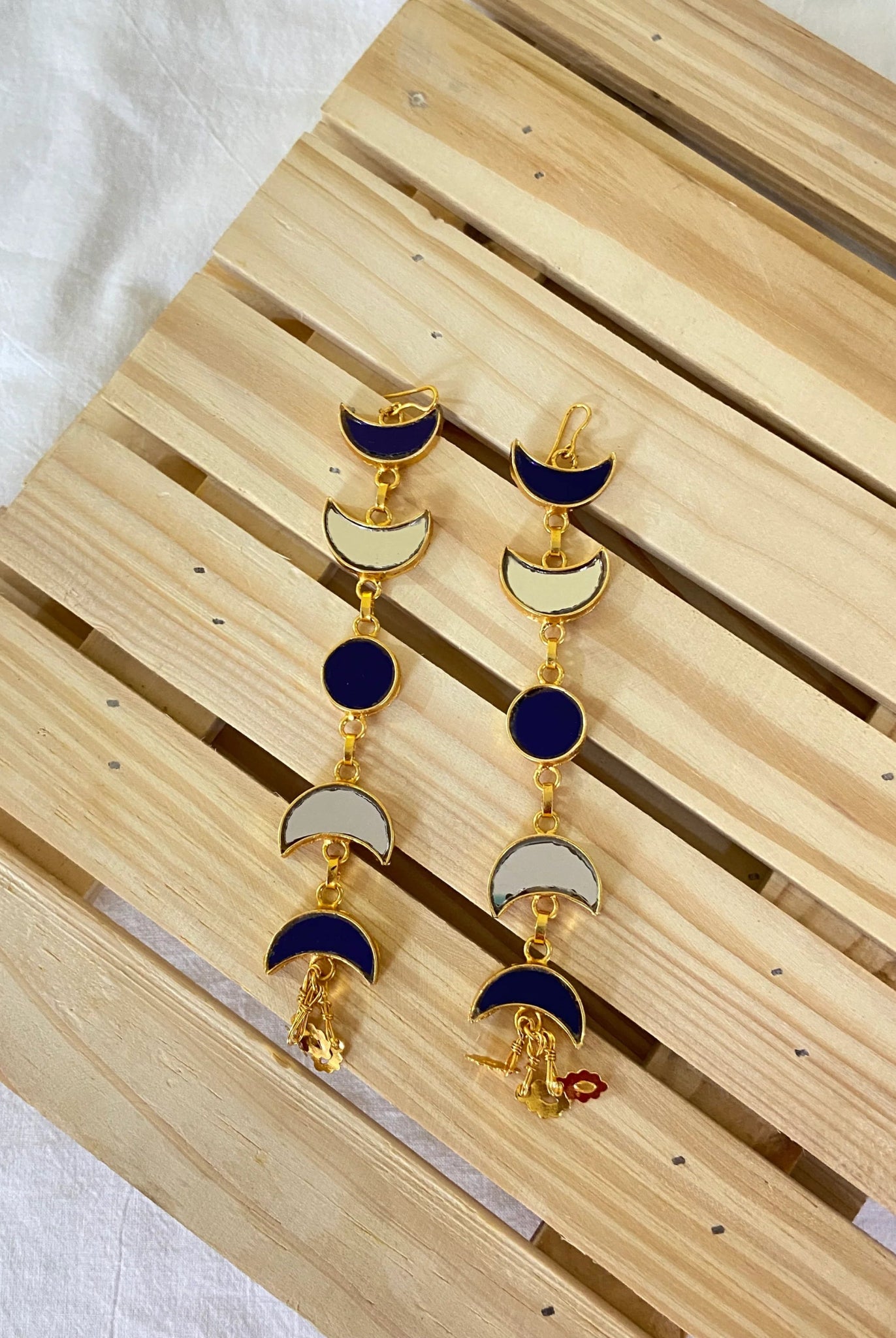 Yaraa Blue & White Gold Plated Earrings - CiceroniEarringsAimra'a