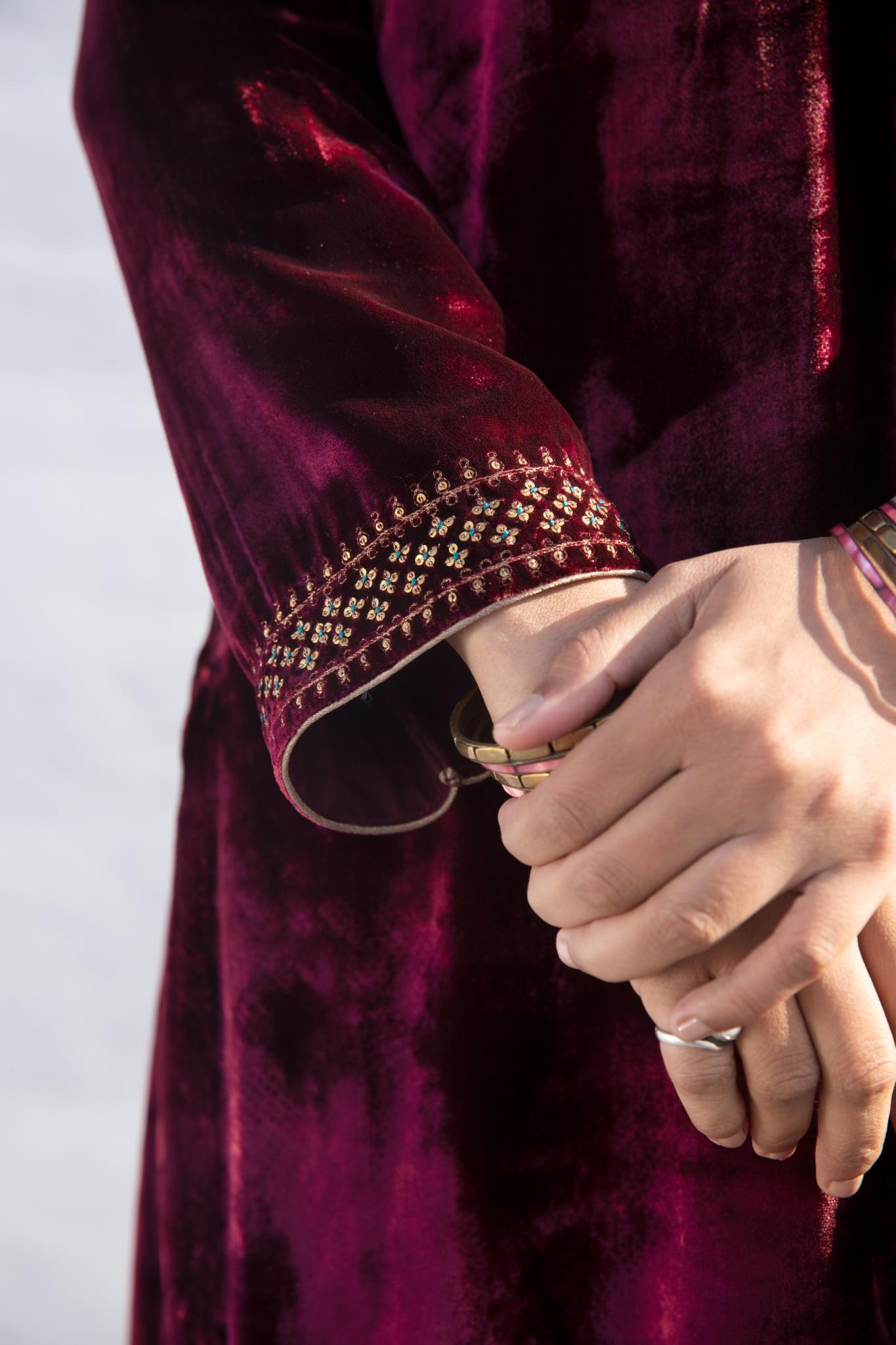 Yasmin Velvet Kurta Set of 2 - CiceroniKurta Set, Festive wearLabel Shreya Sharma