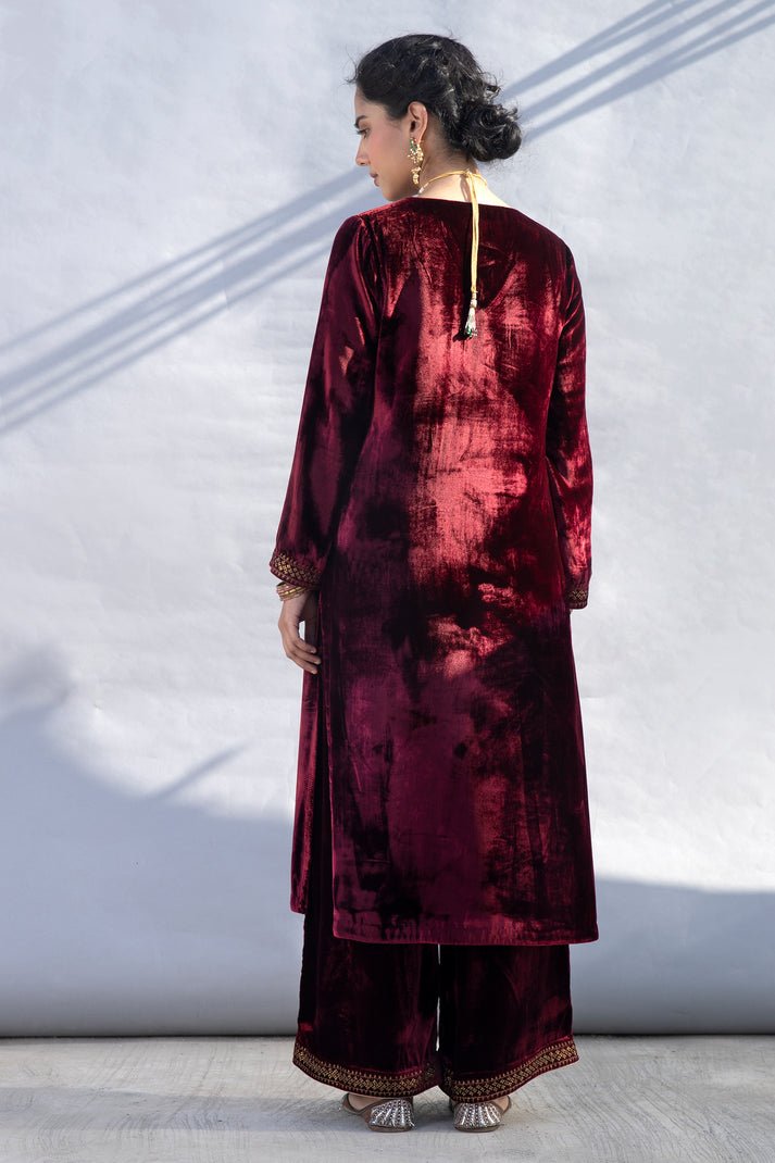 Yasmin Velvet Kurta Set of 3 - CiceroniKurta Set, Festive wearLabel Shreya Sharma