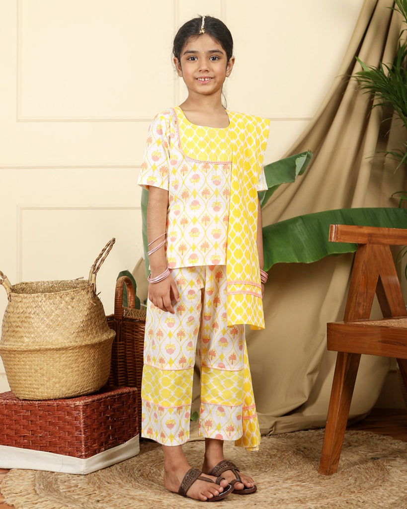 Zahra Girls Ethnic Kurta Pyjama Set with Dupatta - CiceroniKurta set, Festive wearMiko Lolo
